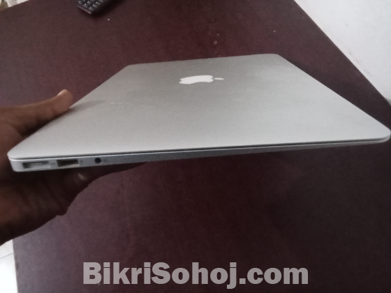 MacBook Air 2017 | Core i5 | 8GB RAM | 256GB SSD Sale